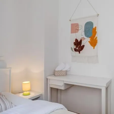 Apartment 3 Bedrooms Charming Stone House In Old Town Trogir