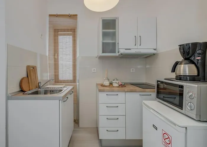 Apartamento 3 Bedrooms Charming Stone House In Old Town Trogir