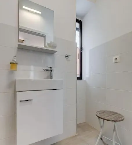 Apartamento 3 Bedrooms Charming Stone House In Old Town *
