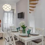 3 Bedrooms Charming Stone House In Old Town Trogir