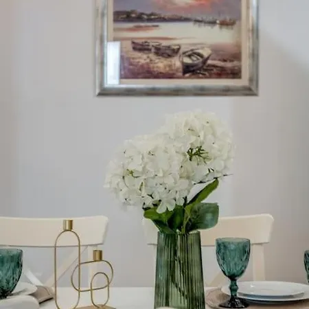 3 Bedrooms Charming Stone House In Old Town *