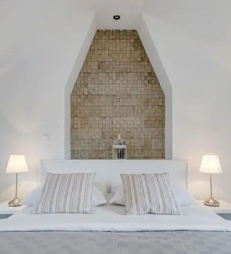 Apartmán 3 Bedrooms Charming Stone House In Old Town